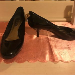 Louis Vuitton lock short heels